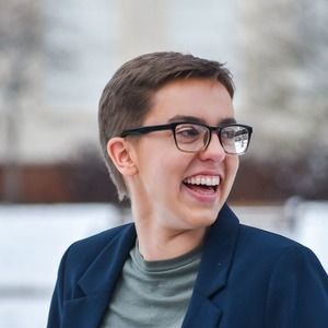 Meet your Posher, Elliott